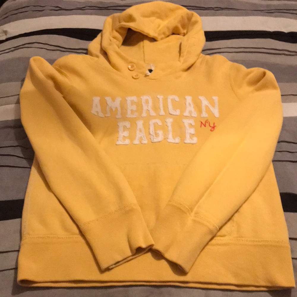 American Eagle Sweater